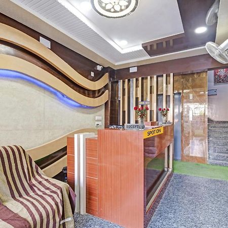 Spot On Hotel Stay In Koch Bihār Екстериор снимка