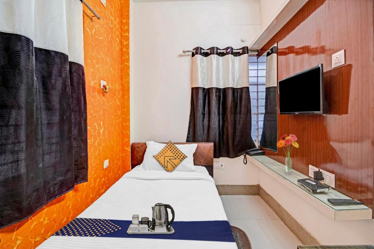 Spot On Hotel Stay In Koch Bihār Екстериор снимка