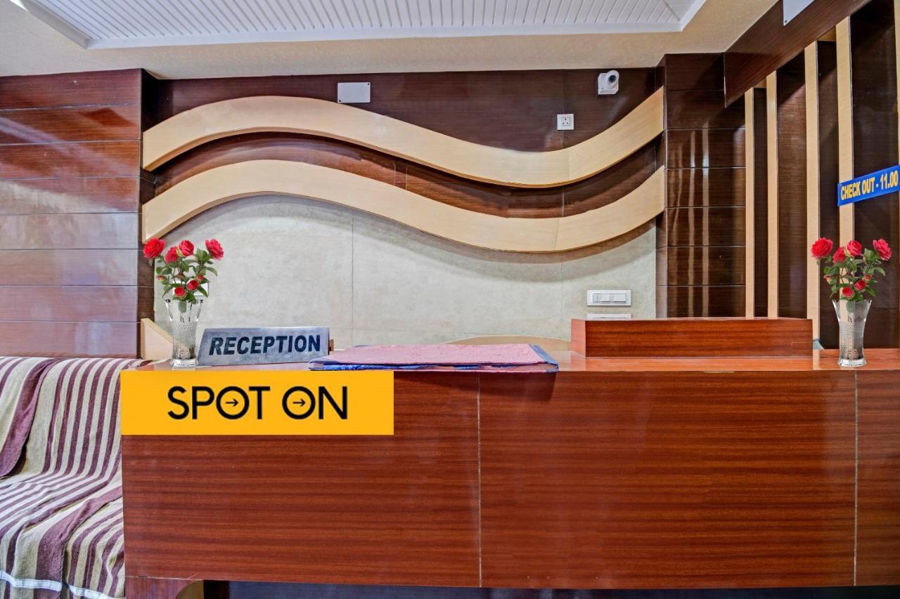Spot On Hotel Stay In Koch Bihār Екстериор снимка