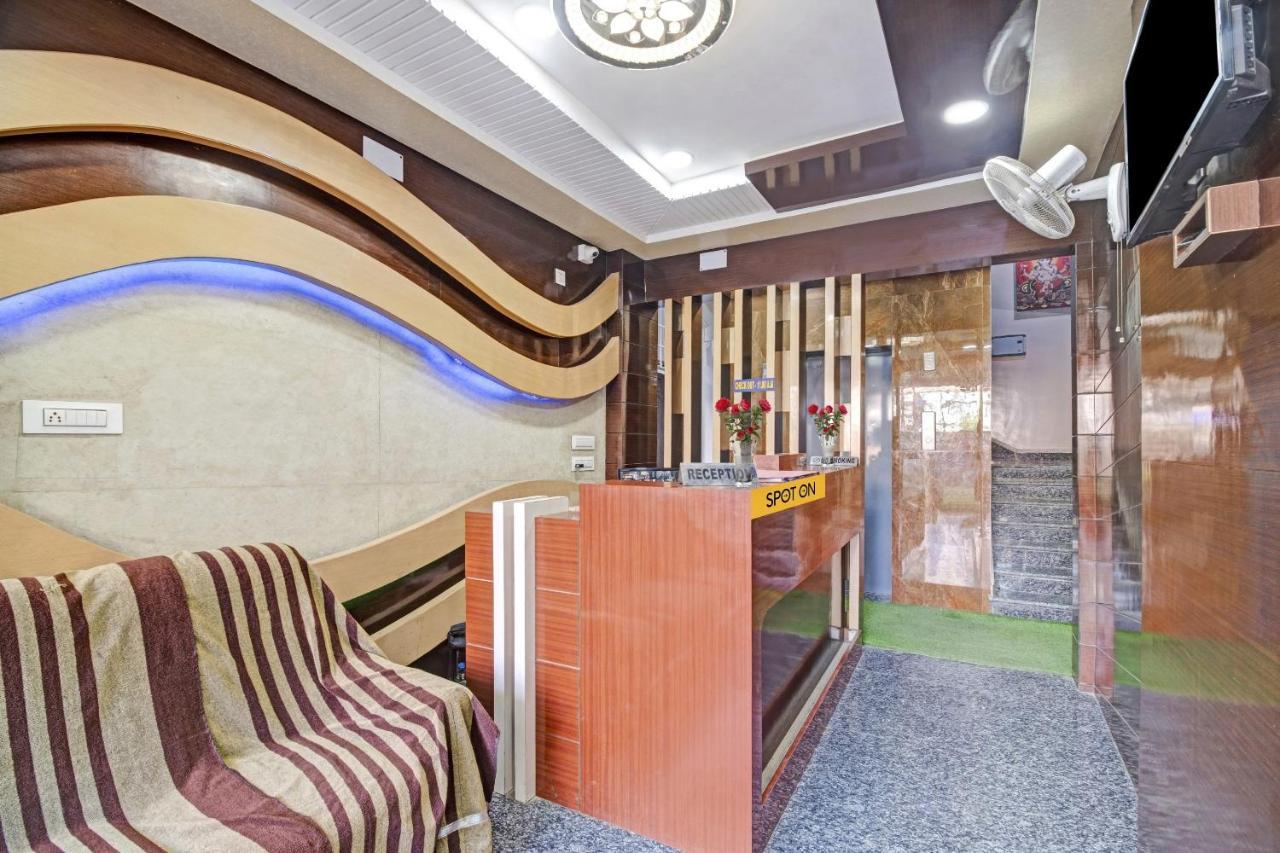 Spot On Hotel Stay In Koch Bihār Екстериор снимка