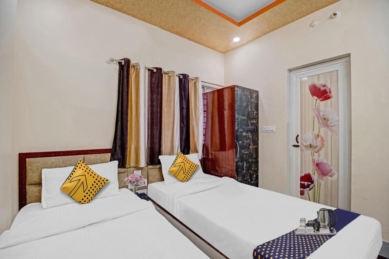 Spot On Hotel Stay In Koch Bihār Екстериор снимка
