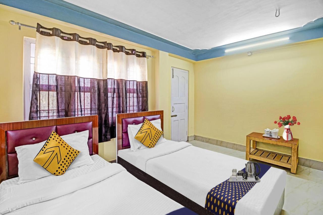 Spot On Hotel Stay In Koch Bihār Екстериор снимка